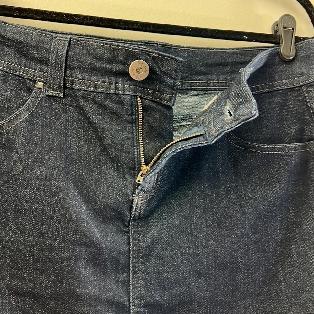 RELATIVITY denim skirt dark wash - Picture 3 of 13